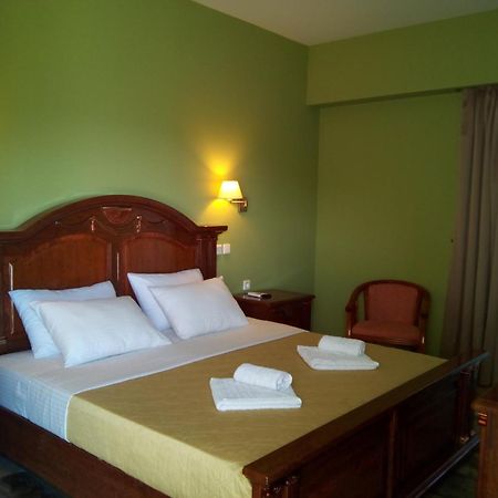Marzi Beach And Bungalows Hotel Kokkonion Exterior photo