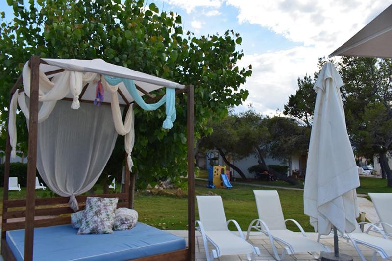 Marzi Beach And Bungalows Hotel Kokkonion Exterior photo