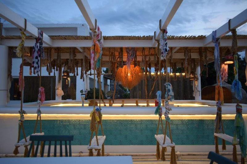 Marzi Beach And Bungalows Hotel Kokkonion Exterior photo