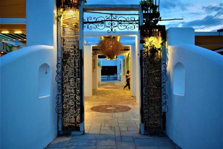 Marzi Beach And Bungalows Hotel Kokkonion Exterior photo