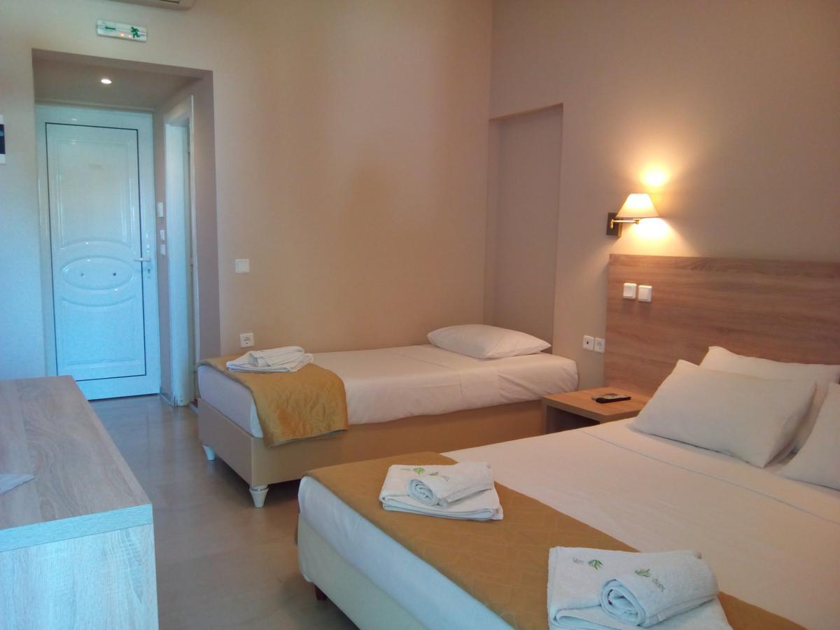 Marzi Beach And Bungalows Hotel Kokkonion Exterior photo